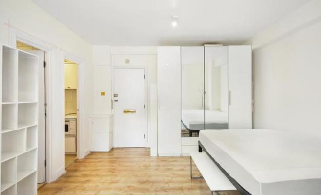 28 - 105 hallam street 1 14.05.png