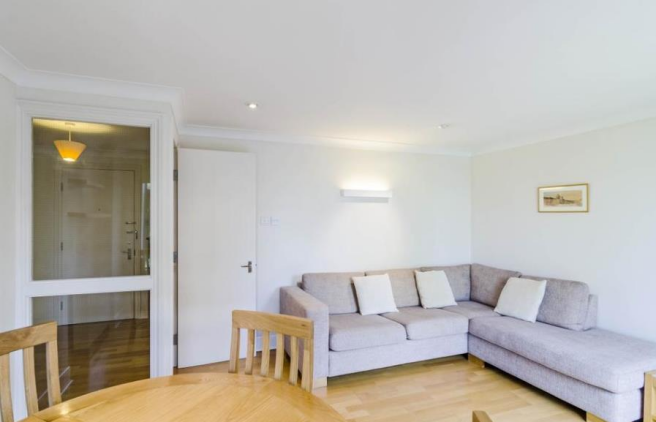 74 holcroft court 6 17.06.png