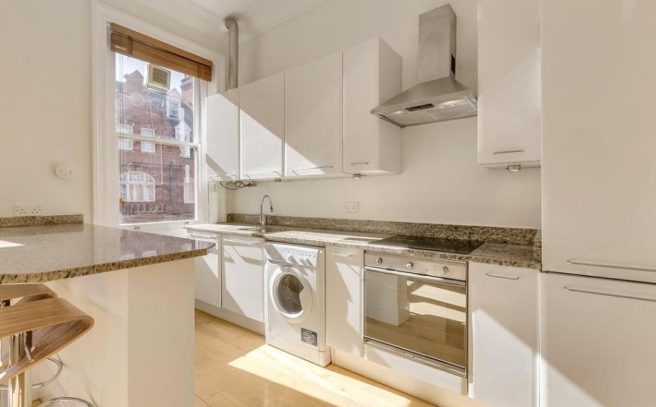 66 - 49 hallam street 3 15.07.png