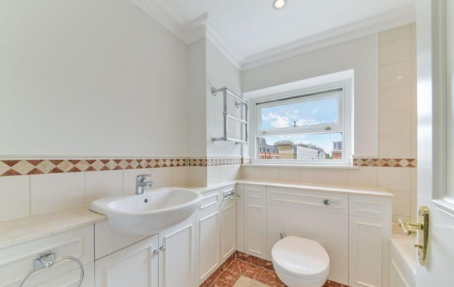 206-10 weymouth street 3 09.09.png