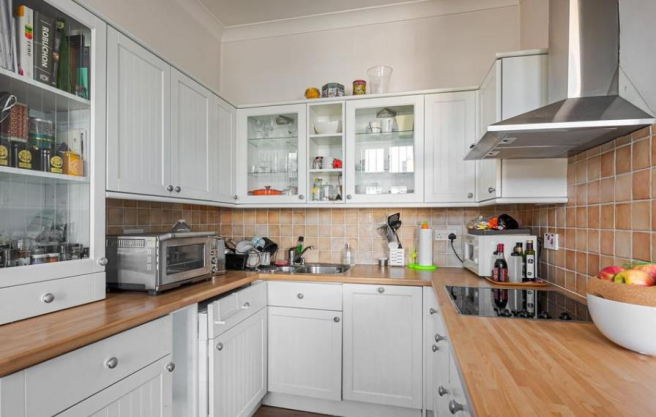 P02 Waterdale manor 3 22.10.png