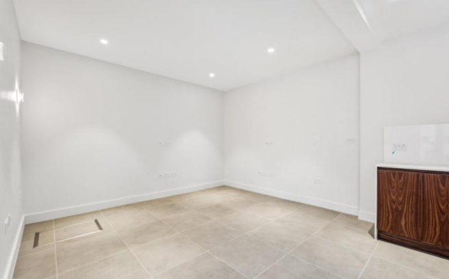 47 huntsworth 2 30.10.png