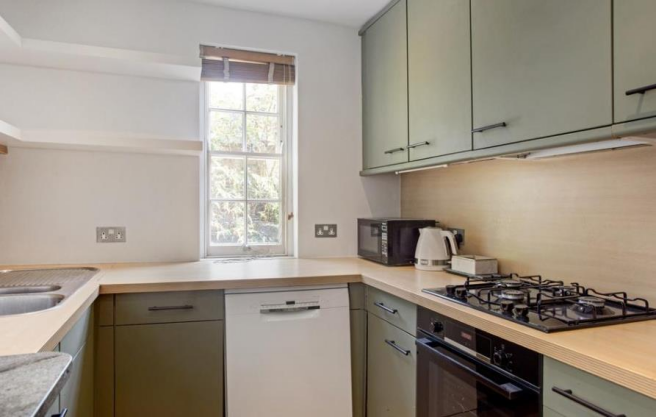 120 montagu mansions 2 08.09.png