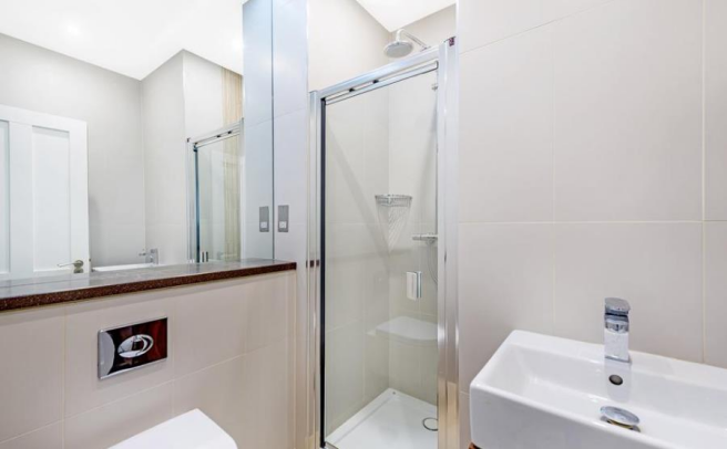 14 - 95 avenue road 3 02.12.png