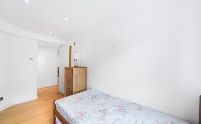 45 annes court 4 22.01 .png