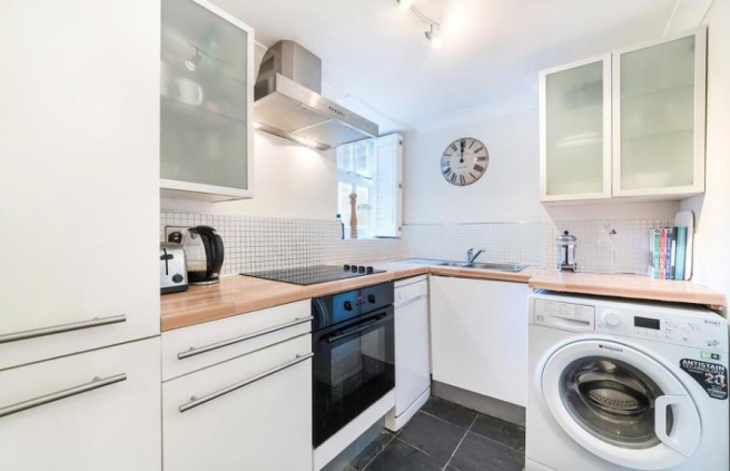 2 cornwall house 3.3 28.01 .png