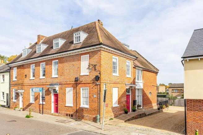 5 The Red House-2.jpg