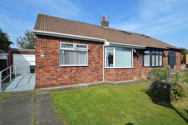 2 bedroom detached bungalow for sale in South Ridge, Brunton Park ...