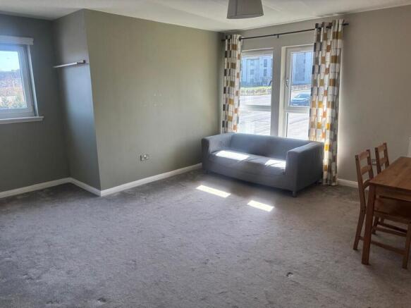 IMG-20250424-WA00...