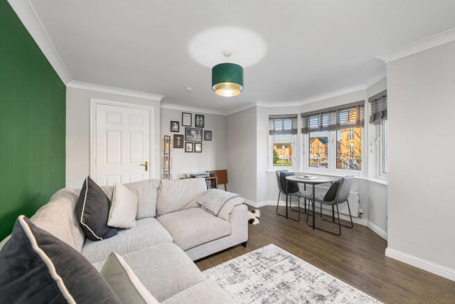 24 Owen Stone Str...