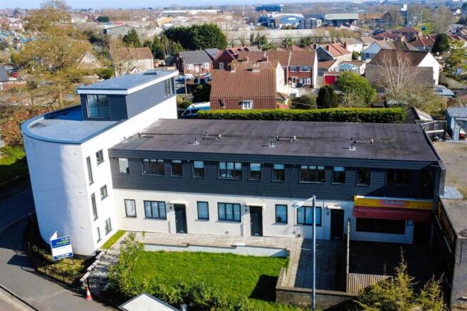 1 - 4 The Parade Church Road & 2 Chapel Road, Bish