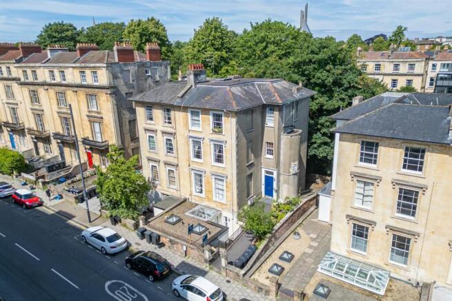 Basement Flat @ 54 St Pauls Road, Clifton, Bristol