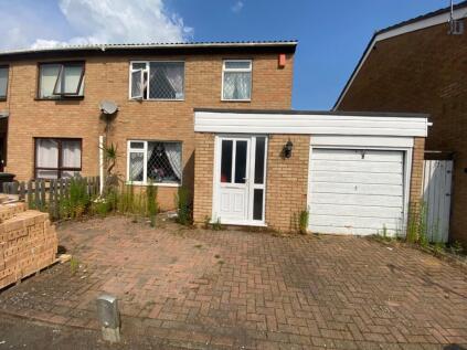 Newstead Close, Ecton Brook, NN3 5EE