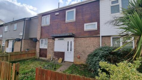 Midfield Court, Thorplands, NN3 8UN