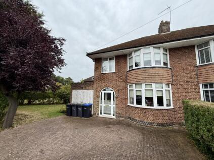 Coaching Walk, Westone, NN3 3EU