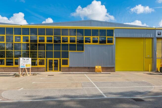 Unit 3 Quadrillion Ind Est Swindon5.jpg