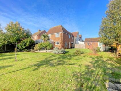 Quince Court, TIPTREE