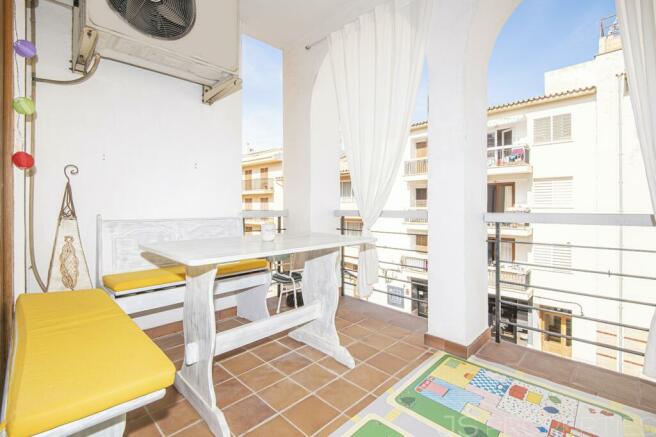 APARTMENT FOR SALE IN PUERTO POLLENSA 