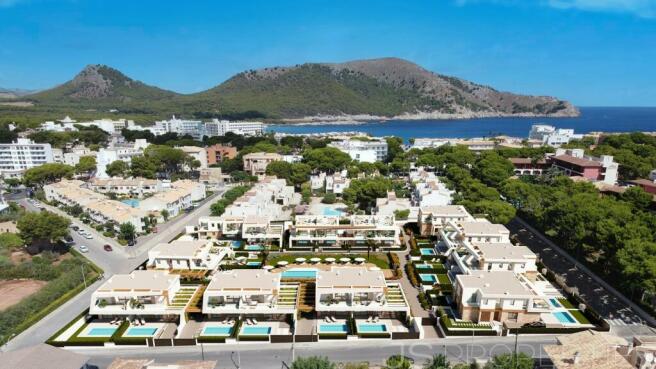 NEW LUXURY VILLAS AND BUNGALOWS IN STUNNING LOCATION FOR SALE