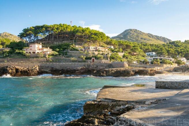 Excellent Villa with spectacular sea views 