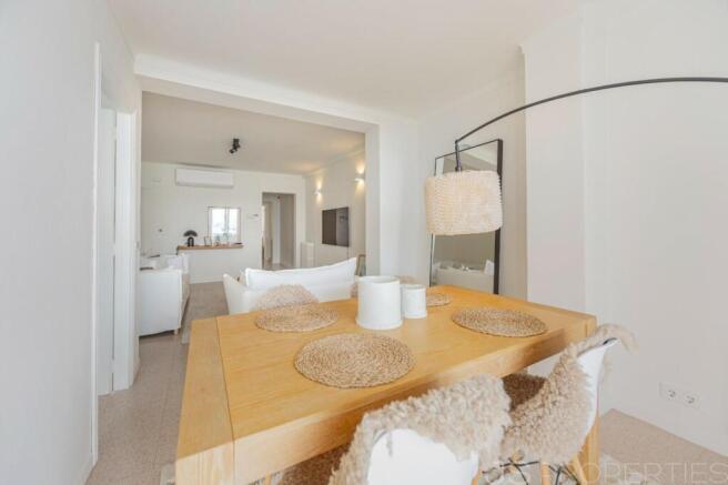 FANTASTIC APARTMENT ON THE FRONT LINE OF THE PORT OF POLLENSA