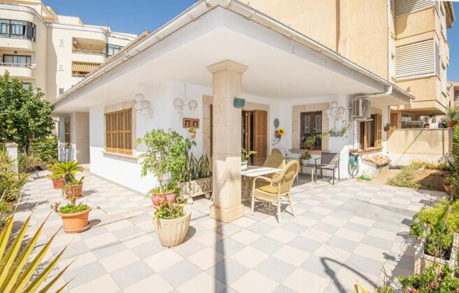 VILLA FOR SALE IN PUERTO ALCUDIA 