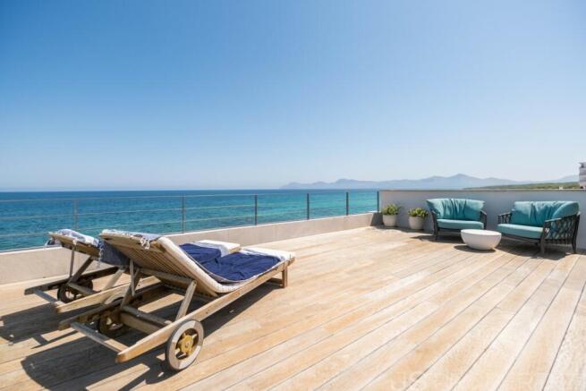 LUXURY AND UNIQUE FRONTLINE VILLA FOR SALE IN SON BAULO