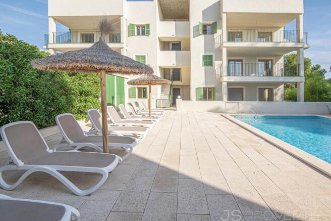 GROUNDFLOOR OF NEW CONSTRUCTION FOR SALE IN PORT DE POLLENCA
