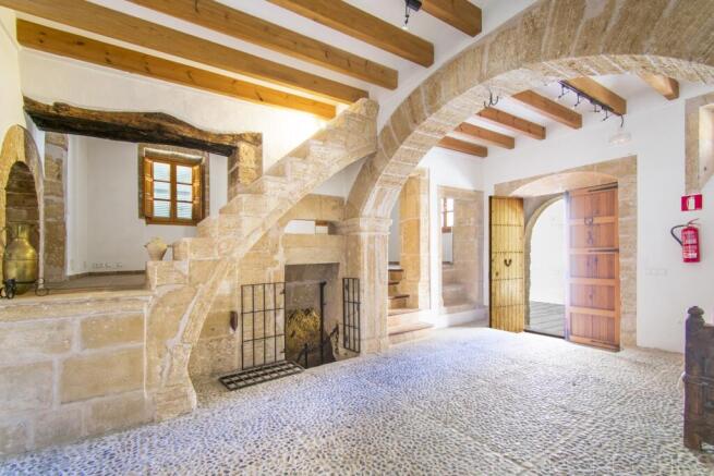 TOWN HOUSE IN ALCUDIA