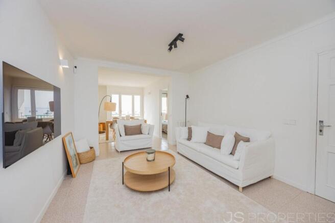 FANTASTIC APARTMENT ON THE FRONT LINE OF THE PORT OF POLLENSA