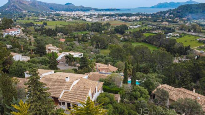 AMAZING VILLA WITH BREATHTAKING VIEWS ON POLLENSA BAY
