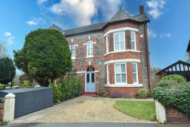 Five Bedroom Semi Detached