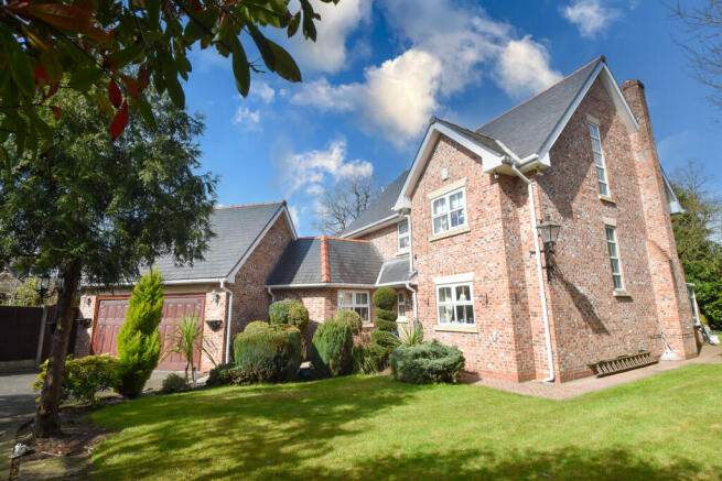 Five Bedroom Detached