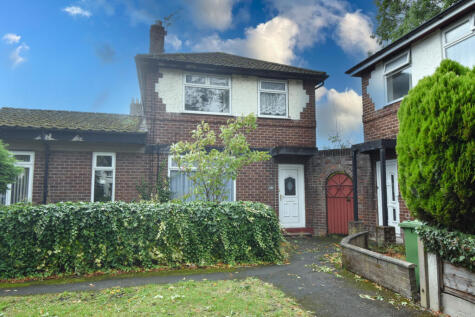 Ciss Lane, Urmston, M41