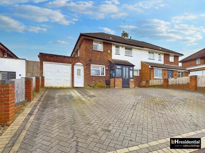 Lullington Garth, Borehamwood, WD6