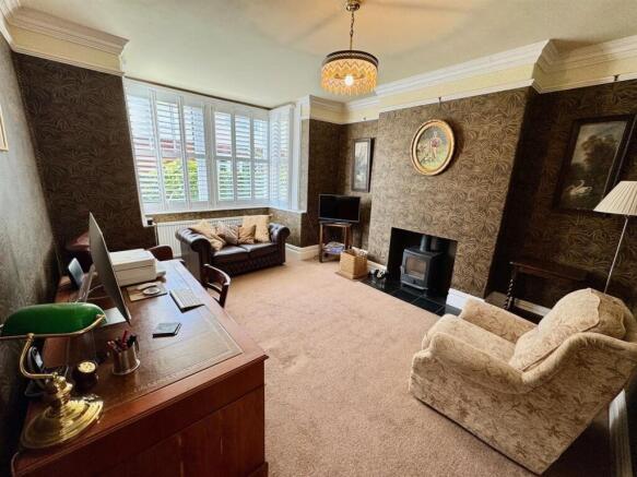 Sitting room.jpg