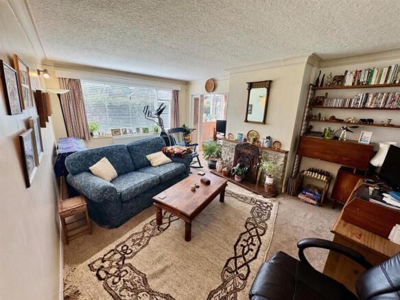 Lounge.jpg