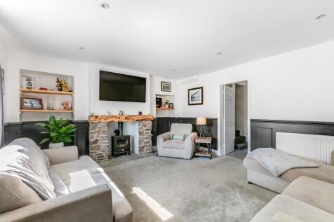 Skipton Road, Cross Hills, North Yorkshire, BD20