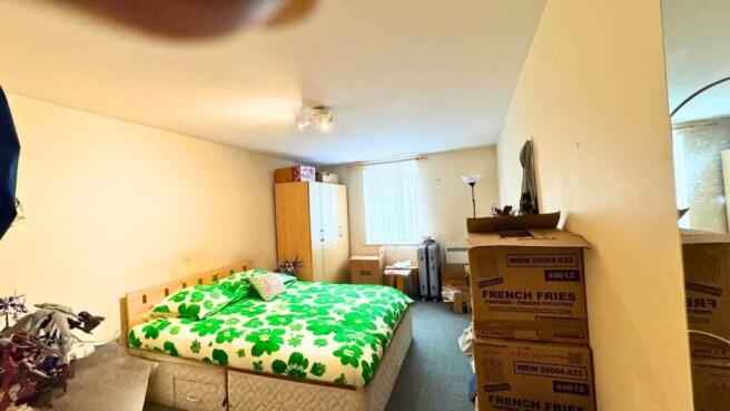 3 bedroom flat newca