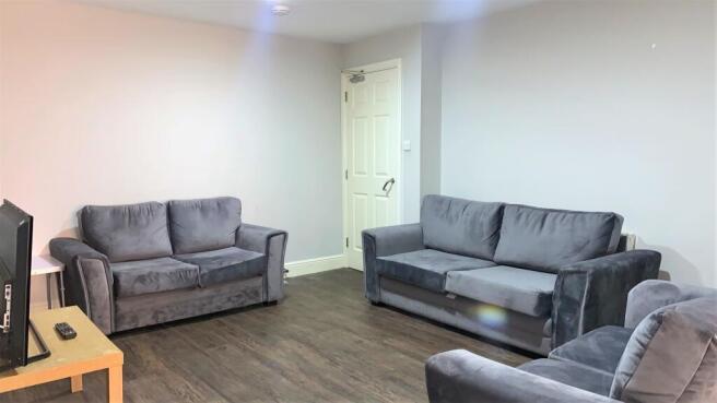 lounge heaton