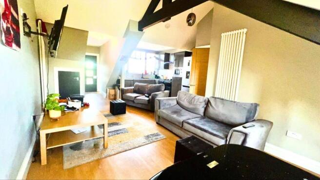 Flat 5 Eslington Ter