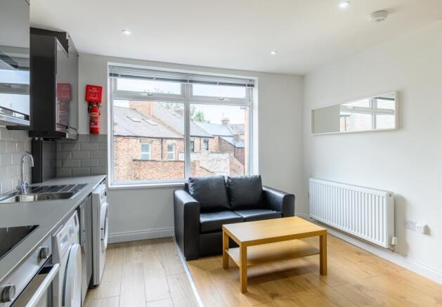 20250718 Flat F Hutt