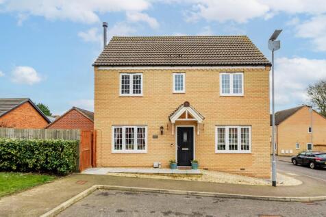 Willow Close, Brundall