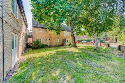 Whitethorn Close, Old Catton