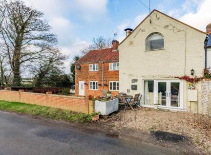 Skeyton Corner, Skeyton