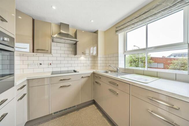 Kitchen.jpg