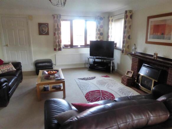 4 bedroom detached house for sale in Avondale Grove, Wrexham, LL12