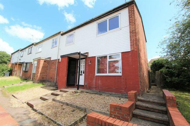 2 Bedroom Terraced House To Rent In Rockingham Close