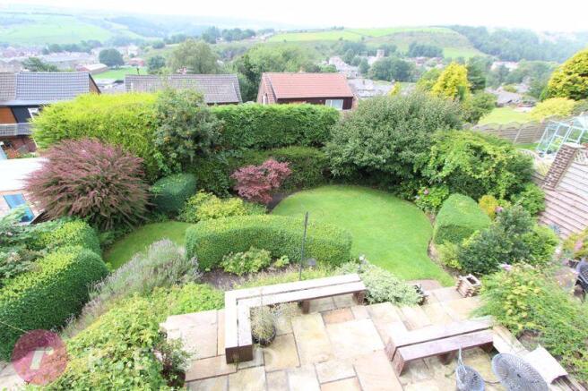 Rear Garden/Views