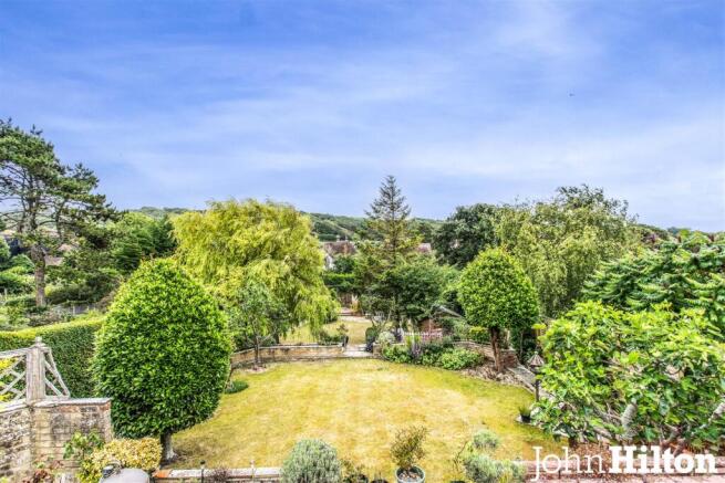 24 Gorham Avenue-5.jpg